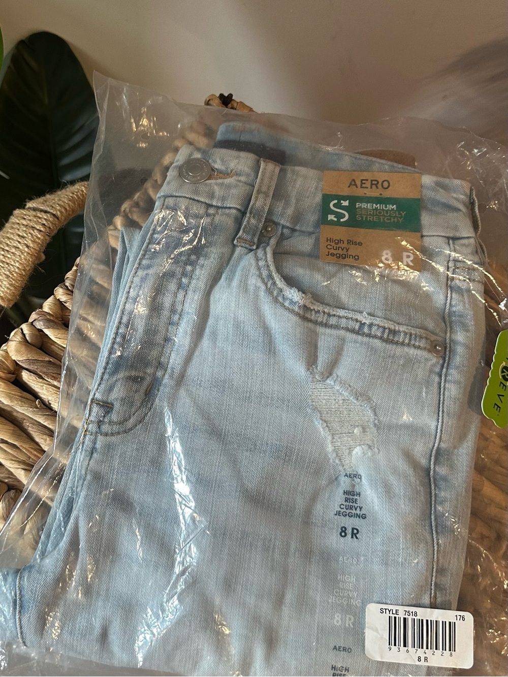 High-Rise Curvy Jegging - Light Blue